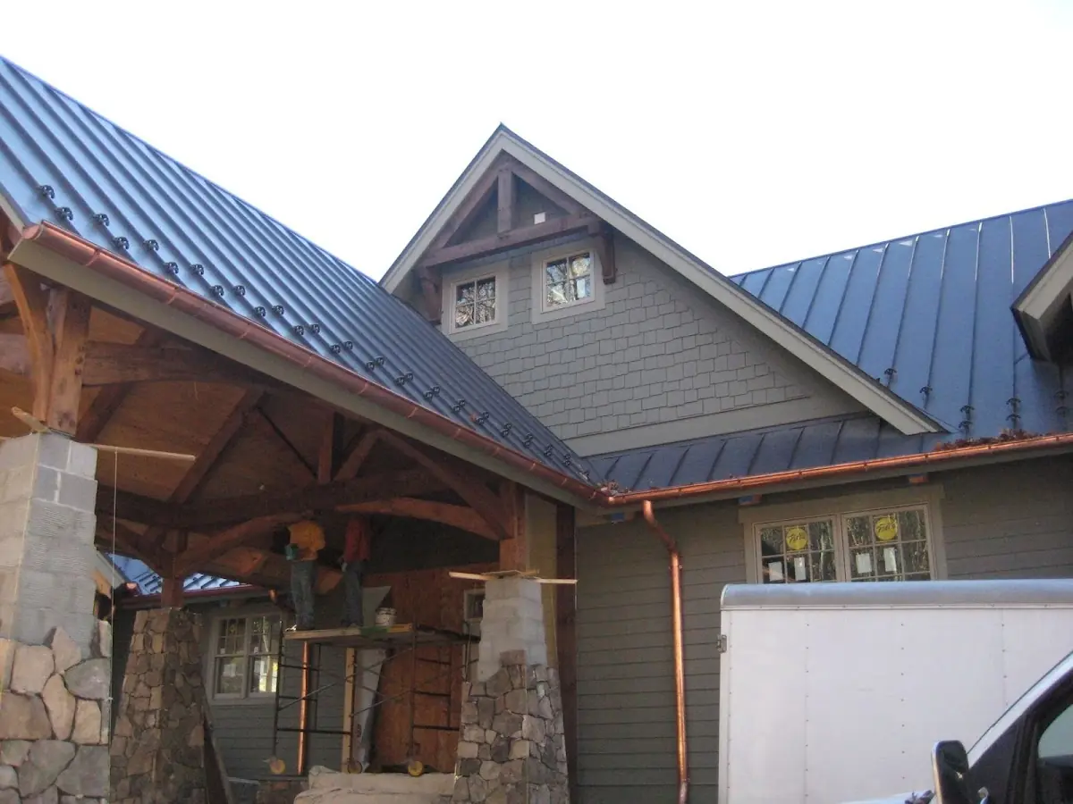 Craftsman Roofing team delivering quality roofing work in Indian Shores